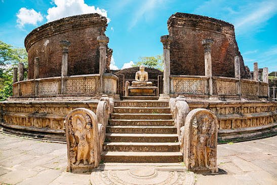 Polonnaruwa Vatadage circular shrine
